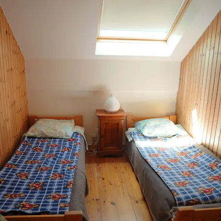 Ferienhaus A Cote De L'epicerie Bonsin